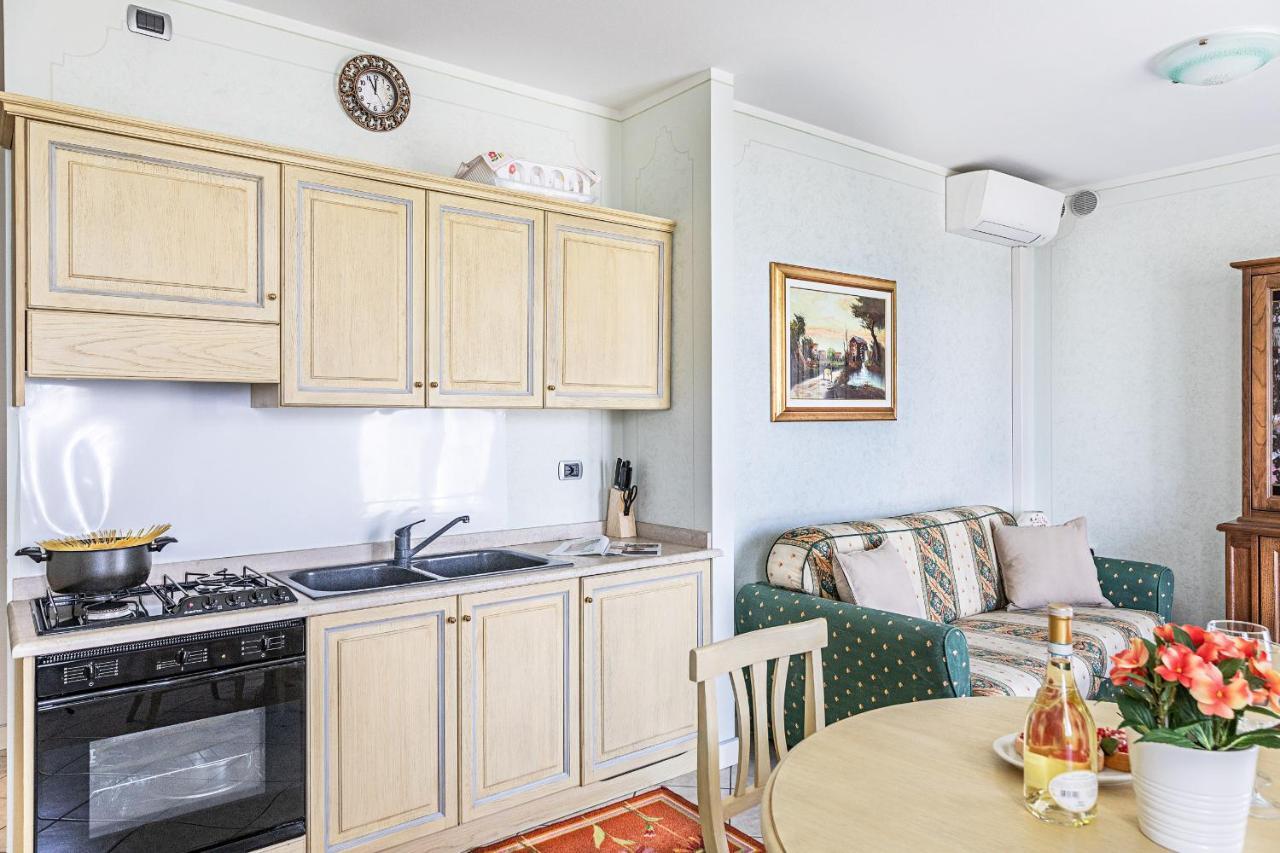 I Mosaici Apartments By Wonderful Italy Sirmione Ngoại thất bức ảnh