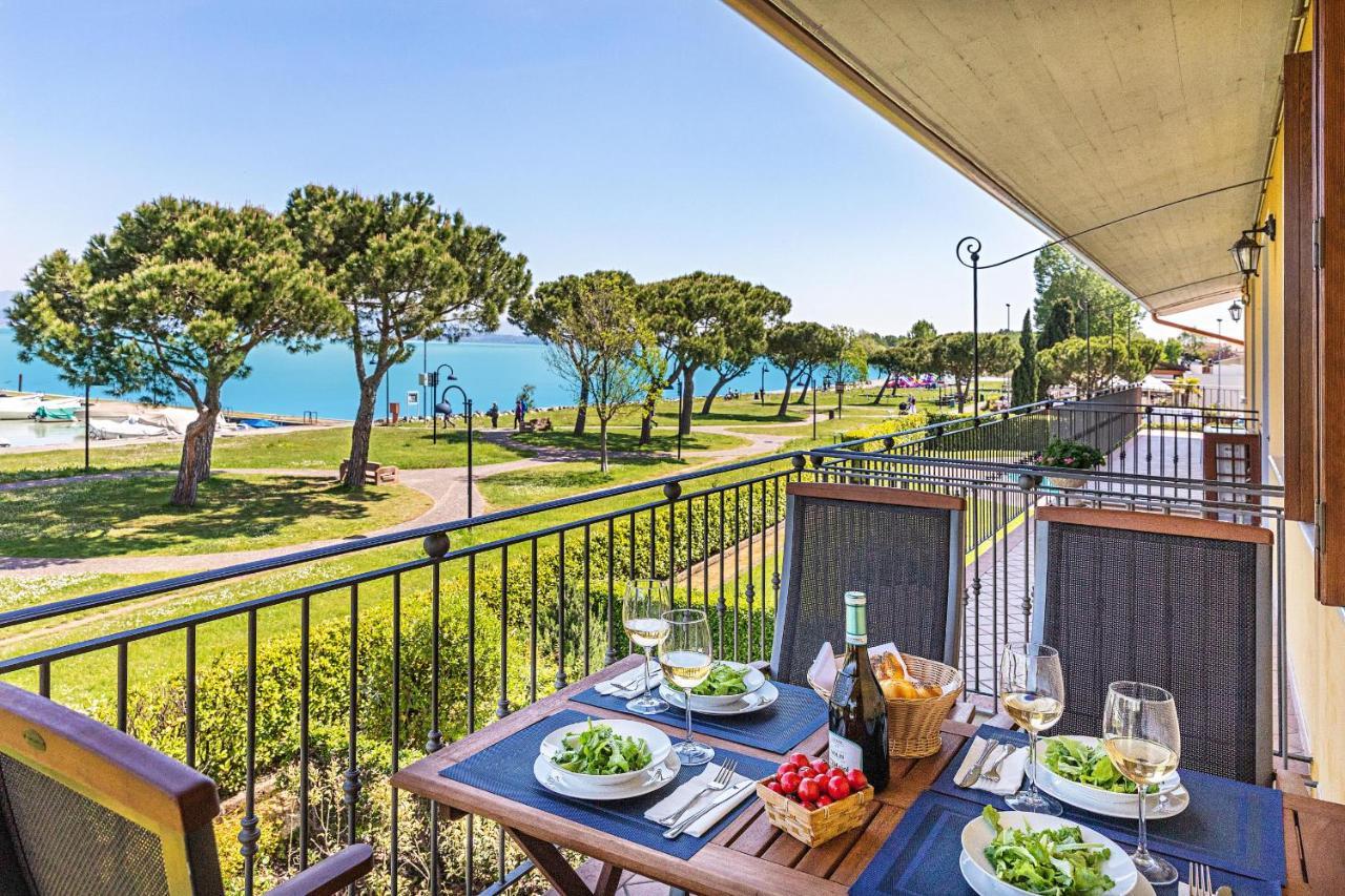 I Mosaici Apartments By Wonderful Italy Sirmione Ngoại thất bức ảnh