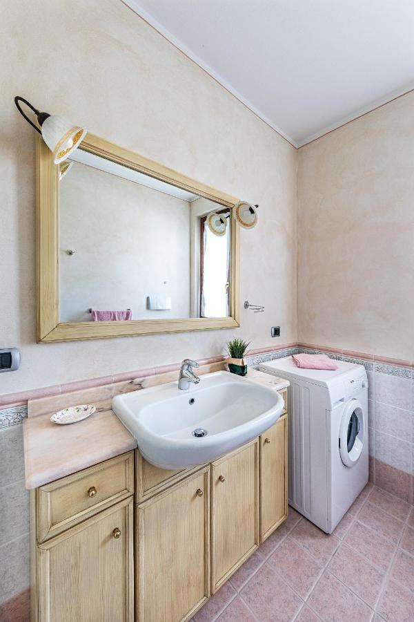 I Mosaici Apartments By Wonderful Italy Sirmione Ngoại thất bức ảnh