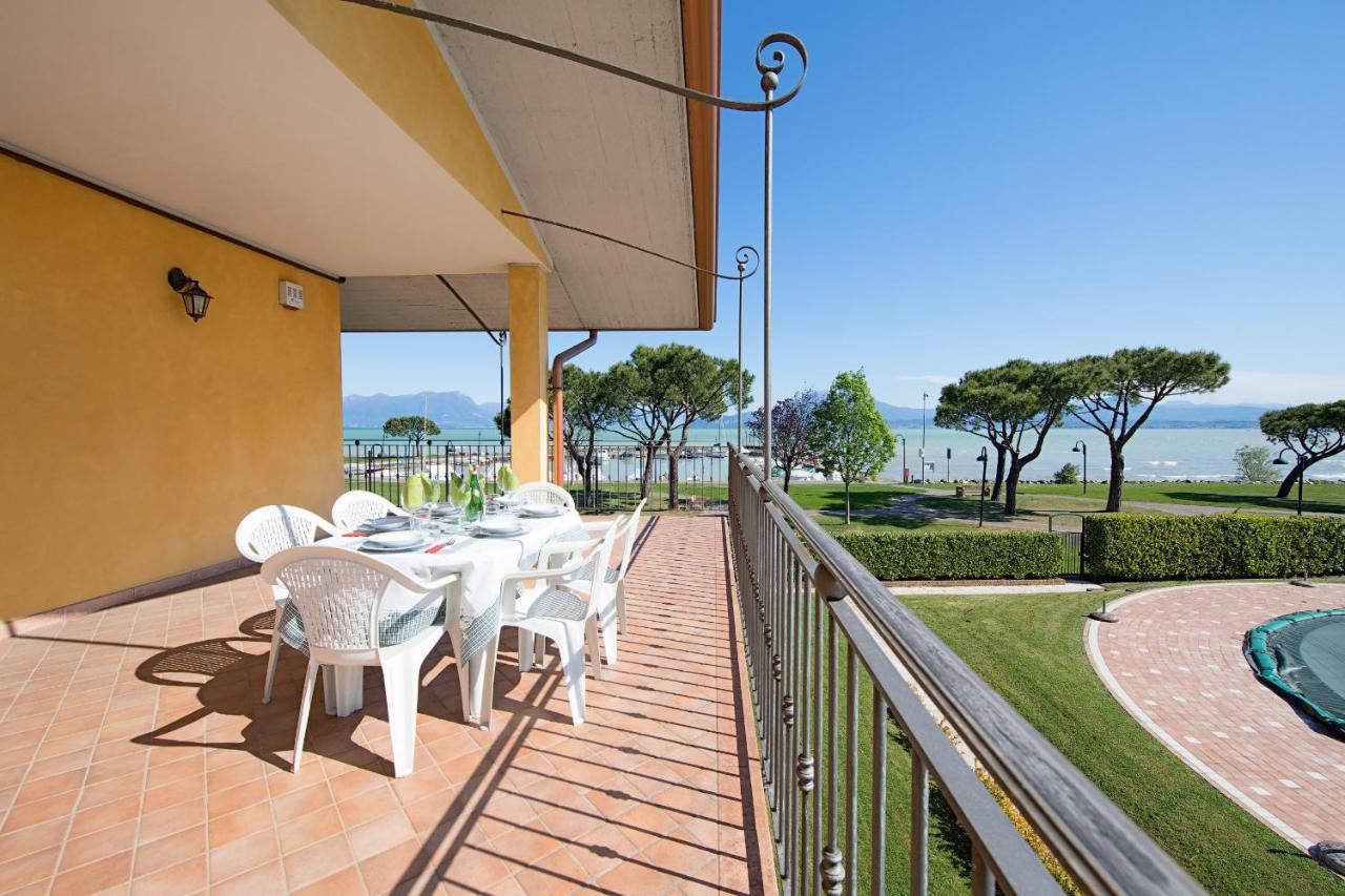 I Mosaici Apartments By Wonderful Italy Sirmione Ngoại thất bức ảnh