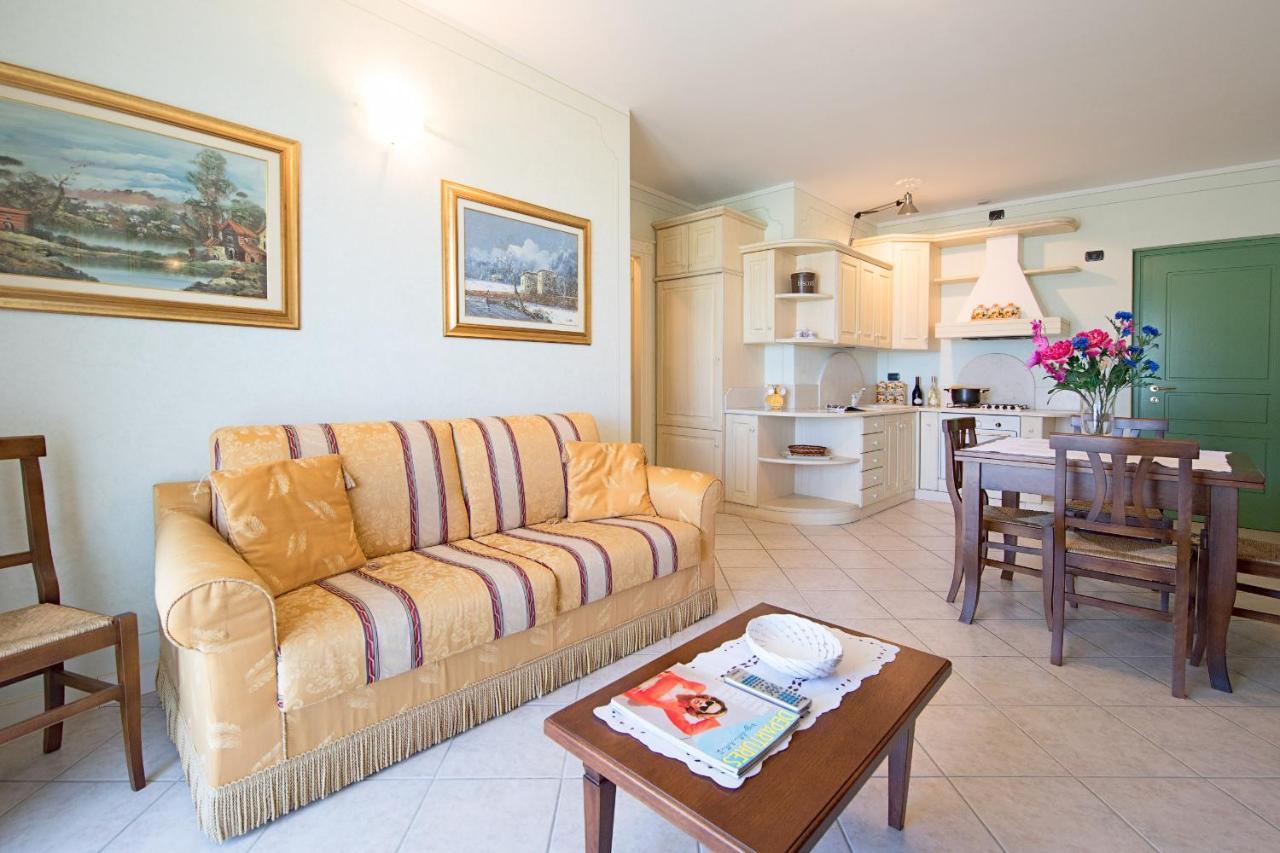 I Mosaici Apartments By Wonderful Italy Sirmione Ngoại thất bức ảnh